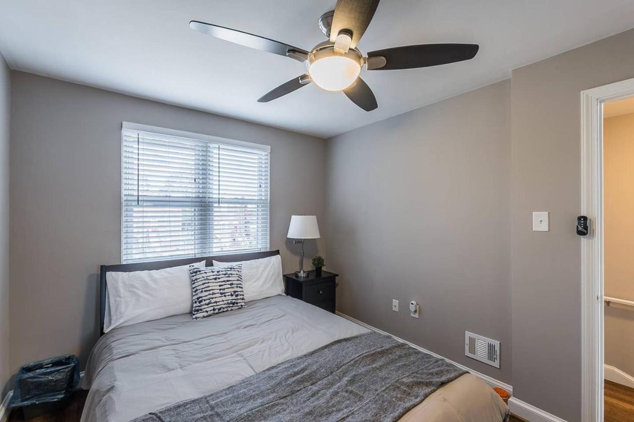 Beautiful 3Br 2Ba House With Cozy Backyard By Cozysuites Alexandria Kültér fotó