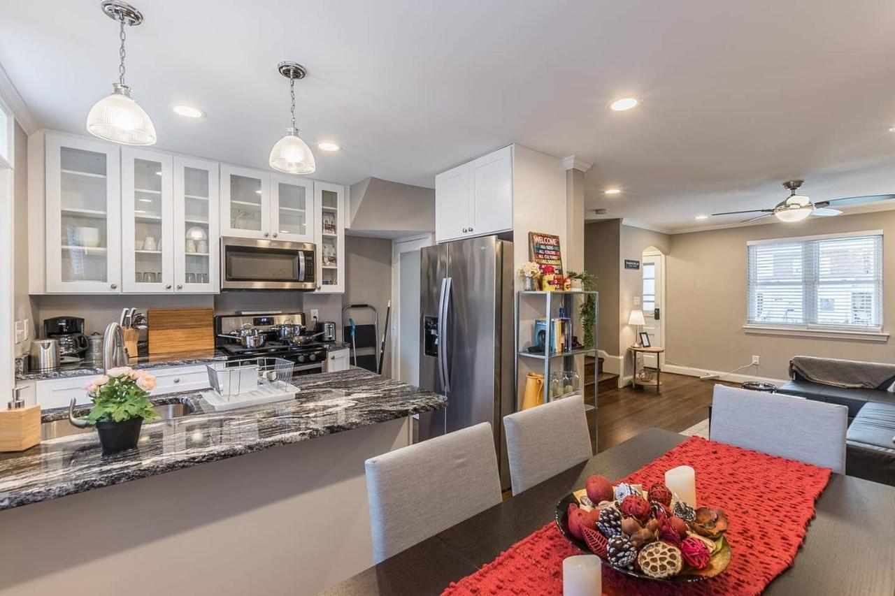 Beautiful 3Br 2Ba House With Cozy Backyard By Cozysuites Alexandria Kültér fotó