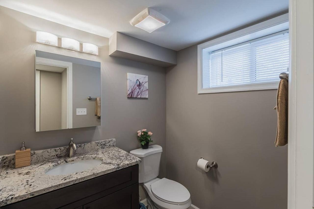 Beautiful 3Br 2Ba House With Cozy Backyard By Cozysuites Alexandria Kültér fotó
